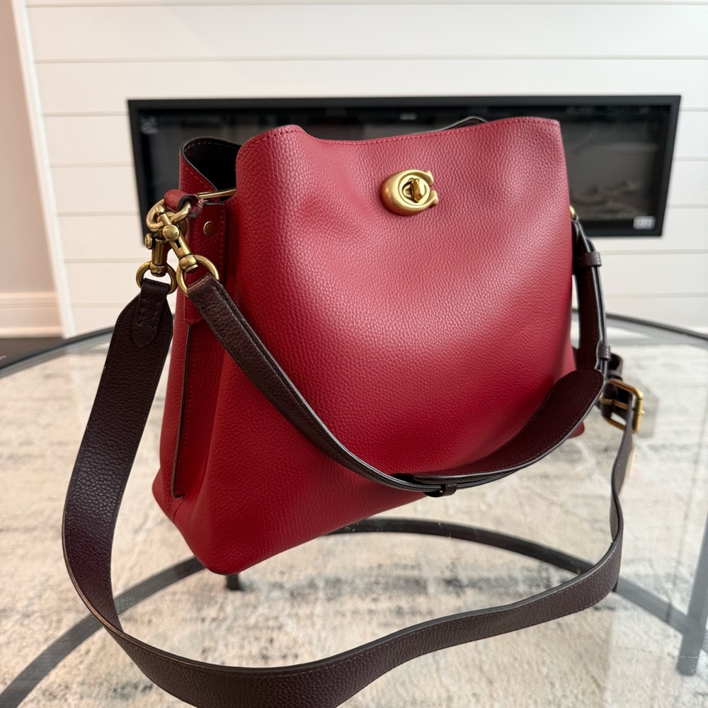 Coach Red Pebble Leather Shoulder Bag with Gold-Tone Hardware - Picture 2 of 10